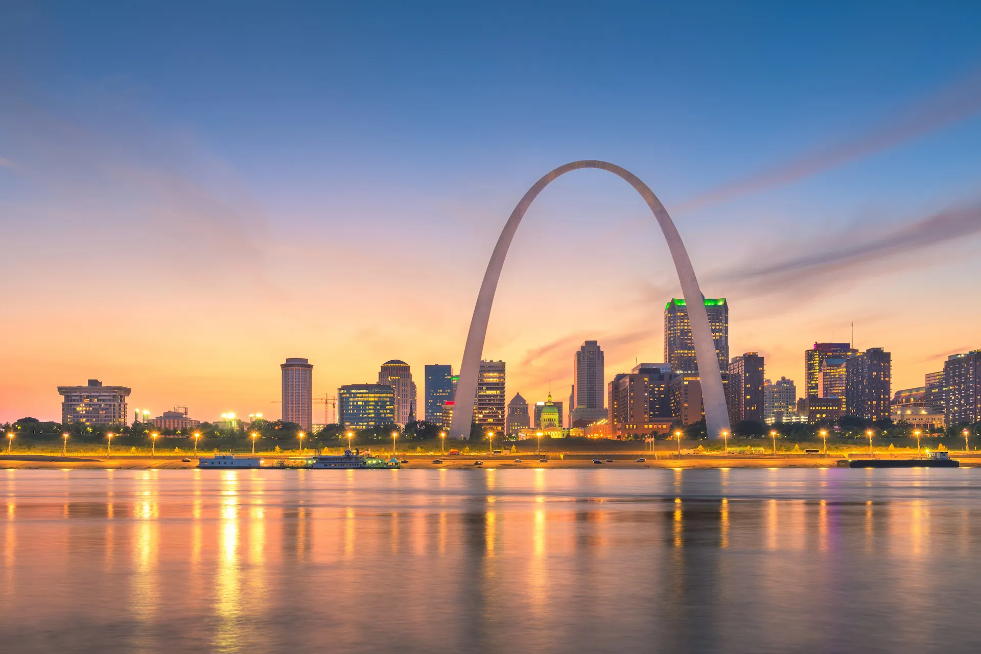 St. Louis Gateway Arch at sunset — Doorbusters Lock & Key serves 40 cities across Missouri and Illinois